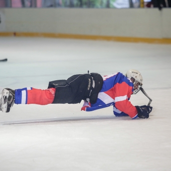 Dancis vs Vektors - hokeja draudzības spēle - Foto Mārcis Gaujenietis