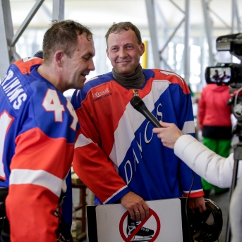 Dancis vs Vektors - hokeja draudzības spēle - Foto Mārcis Gaujenietis