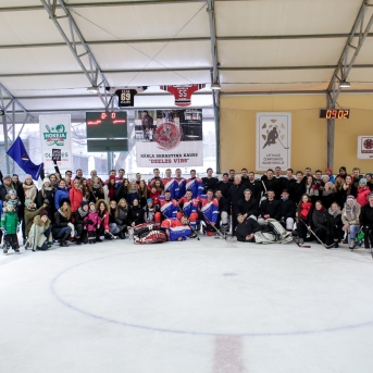 Dancis vs Vektors - hokeja draudzības spēle - Foto Mārcis Gaujenietis