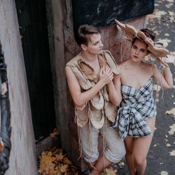 Kalendārs 2022 - Ideja un mākslinieciskais izpildījums - Dārta Helēna Jaunalksne un Lauma Šime. Producente – Liga Indriksone. Fotogrāfs -  Jurģis Rikveilis.