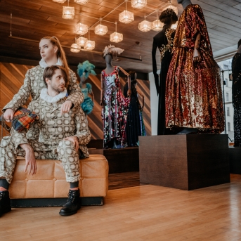 Kalendārs 2022 - Ideja un mākslinieciskais izpildījums - Dārta Helēna Jaunalksne un Lauma Šime. Producente – Liga Indriksone. Fotogrāfs -  Jurģis Rikveilis.