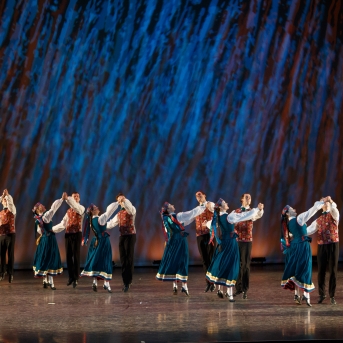 Koncerts “Tautas deju zelta graudi” - Fotogrāfs Ivan Varshavskiy.