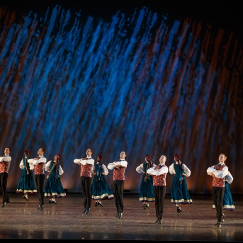 Koncerts “Tautas deju zelta graudi” - Fotogrāfs Ivan Varshavskiy.