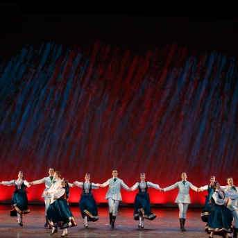 Koncerts “Tautas deju zelta graudi” - Fotogrāfs Ivan Varshavskiy.