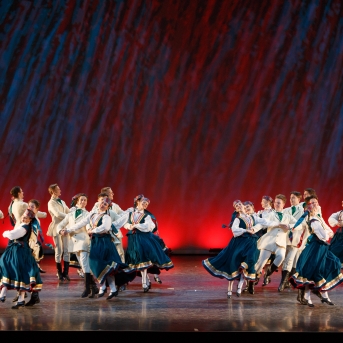 Koncerts “Tautas deju zelta graudi” - Fotogrāfs Ivan Varshavskiy.