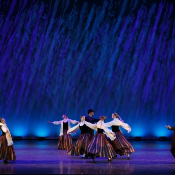 Koncerts “Tautas deju zelta graudi” - Fotogrāfs Ivan Varshavskiy.