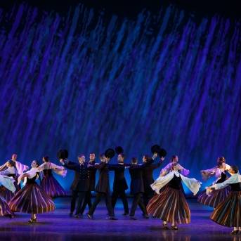 Koncerts “Tautas deju zelta graudi” - Fotogrāfs Ivan Varshavskiy.