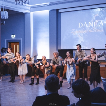 Danča zemūdens valstības balle - Fotogrāfs Oskars Valtenbergs