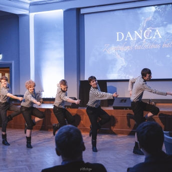 Danča zemūdens valstības balle - Fotogrāfs Oskars Valtenbergs