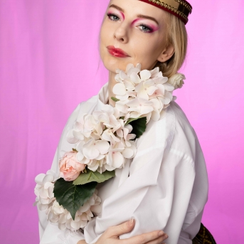 DANČA MEITAS - DIEVĪBAS - Fotogrāfs Aloiza Meldere