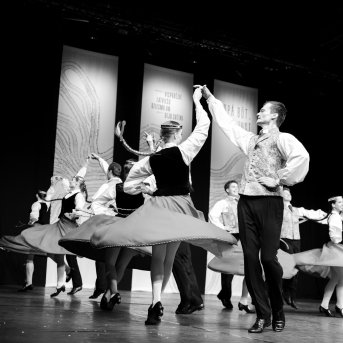 XXVII Vispārējie latviešu Dziesmu un XVII Deju svētku deju kolektīvu konkurss - Fotogrāfe- Aloiza Meldere