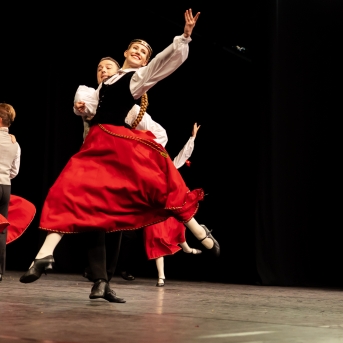 XXVII Vispārējie latviešu Dziesmu un XVII Deju svētku deju kolektīvu konkurss - Fotogrāfe- Aloiza Meldere