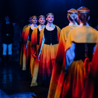 Rotājies, Rotaļa - Fotogrāfe: Ginta Zīverte