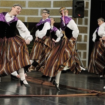 Dzied un dejo Dancis - 