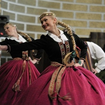 Dzied un dejo Dancis - 