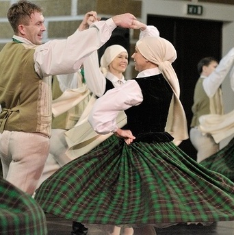 Dzied un dejo Dancis - 