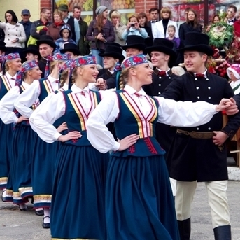 Svētā Miķeļa svētkos Alsungā - 