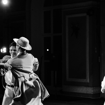 Dancis Viļņā - Foto Jurģis Rikveilis un palīgi