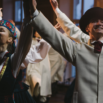 Dancis Viļņā - Foto Jurģis Rikveilis un palīgi