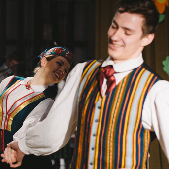 Dancis Viļņā - Foto Jurģis Rikveilis un palīgi