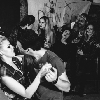 Dancis Hard Rock Garage - Jauno dejotāju iesvētības - Foto Jurģis Rikveilis