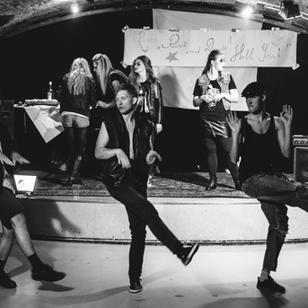 Dancis Hard Rock Garage - Jauno dejotāju iesvētības - Foto Jurģis Rikveilis