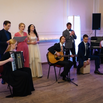 Danča Briljanta balle - Foto Anna Zvejniece un Jurģis Rikveilis