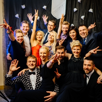 Danča Briljanta balle - Foto Anna Zvejniece un Jurģis Rikveilis