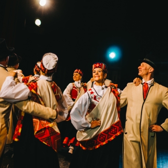 Dancim 70 Liepājā - Foto Jurģis Rikveilis un Anna Zvejniece