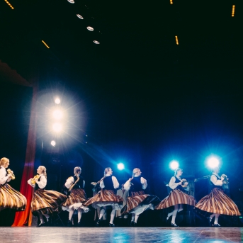 Dancim 70 Liepājā - Foto Jurģis Rikveilis un Anna Zvejniece