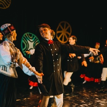 Dancim 70 Liepājā - Foto Jurģis Rikveilis un Anna Zvejniece