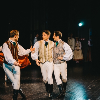 Dancim 70 Liepājā - Foto Jurģis Rikveilis un Anna Zvejniece