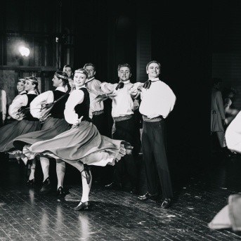 Dancim 70 Liepājā - Foto Jurģis Rikveilis un Anna Zvejniece