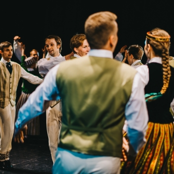 Dancim 70 Liepājā - Foto Jurģis Rikveilis un Anna Zvejniece