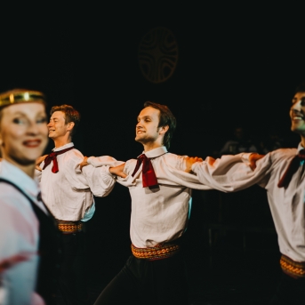 Dancim 70 Liepājā - Foto Jurģis Rikveilis un Anna Zvejniece