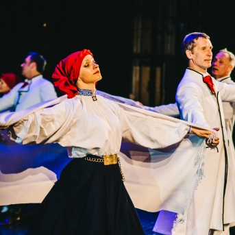 Dancim 70 Liepājā - Foto Jurģis Rikveilis un Anna Zvejniece