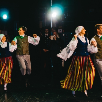 Dancim 70 Liepājā - Foto Jurģis Rikveilis un Anna Zvejniece