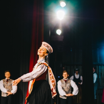 Dancim 70 Liepājā - Foto Jurģis Rikveilis un Anna Zvejniece