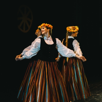 Dancim 70 Liepājā - Foto Jurģis Rikveilis un Anna Zvejniece