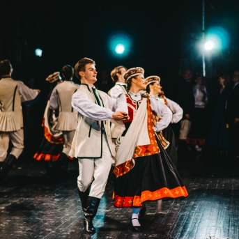 Dancim 70 Liepājā - Foto Jurģis Rikveilis un Anna Zvejniece