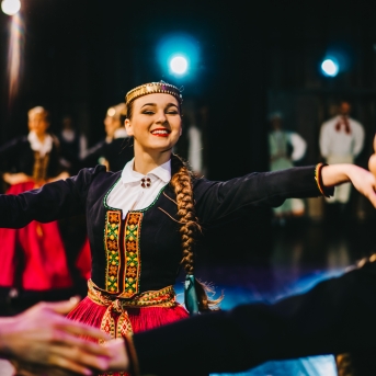 Dancim 70 Liepājā - Foto Jurģis Rikveilis un Anna Zvejniece