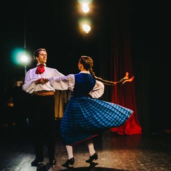 Dancim 70 Liepājā - Foto Jurģis Rikveilis un Anna Zvejniece