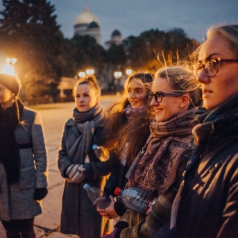 Pagrīdes zinātnieku laboratorija - jauno dejotāju iesvētības - Foto Jurģis Rikveilis