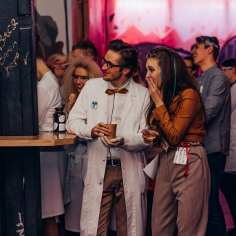 Pagrīdes zinātnieku laboratorija - jauno dejotāju iesvētības - Foto Jurģis Rikveilis