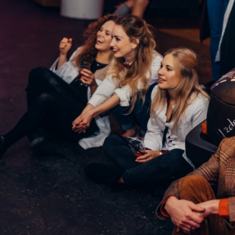 Pagrīdes zinātnieku laboratorija - jauno dejotāju iesvētības - Foto Jurģis Rikveilis