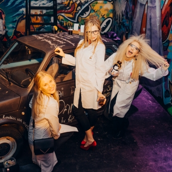 Pagrīdes zinātnieku laboratorija - jauno dejotāju iesvētības - Foto Jurģis Rikveilis