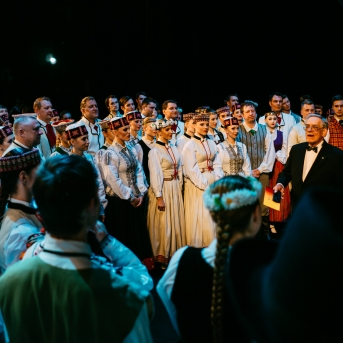 Dancim 70 Latvijas Nacionālajā operā - Foto Anna Zvejniece un Jurģis Rikveilis