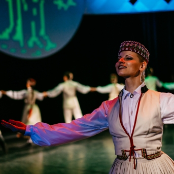 Dancim 70 Latvijas Nacionālajā operā - Foto Anna Zvejniece un Jurģis Rikveilis