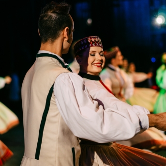 Dancim 70 Latvijas Nacionālajā operā - Foto Anna Zvejniece un Jurģis Rikveilis