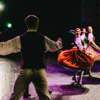 Dancim 70 Latvijas Nacionālajā operā - Foto Anna Zvejniece un Jurģis Rikveilis